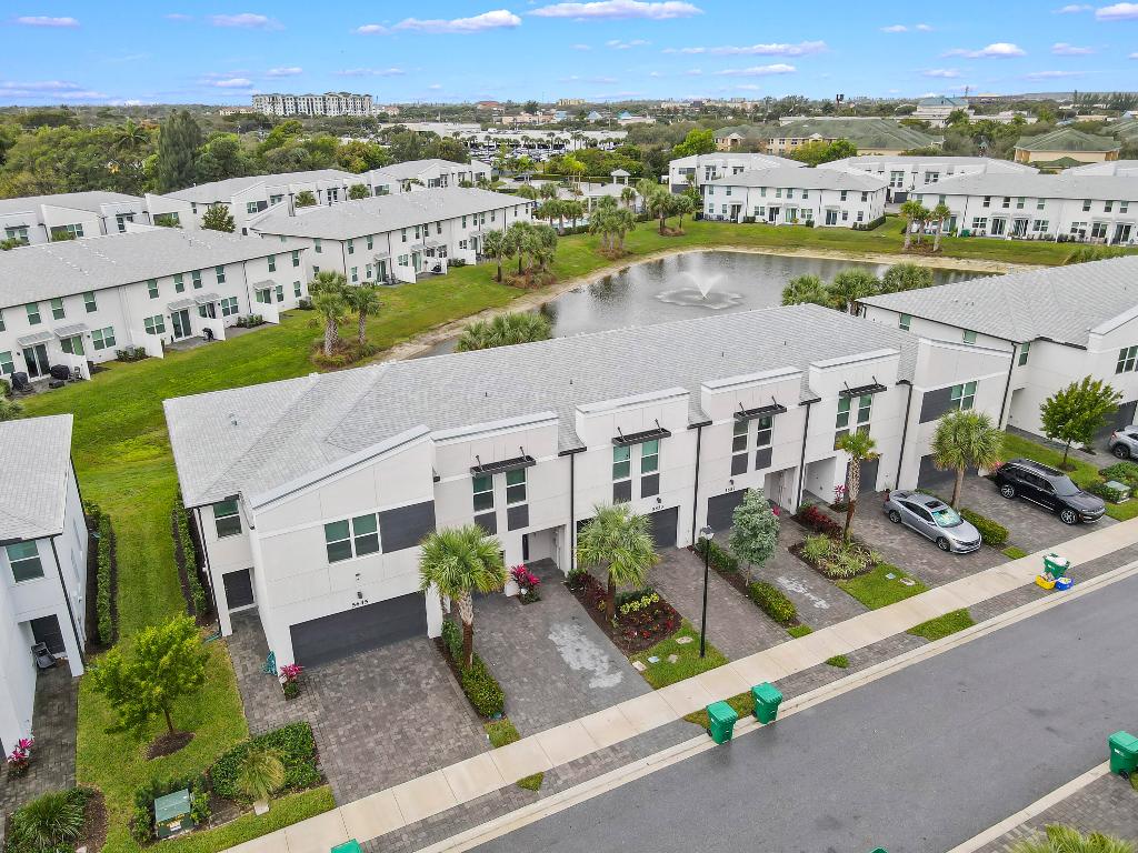 ENCLAVE AT MANGONIA PARK - Residential