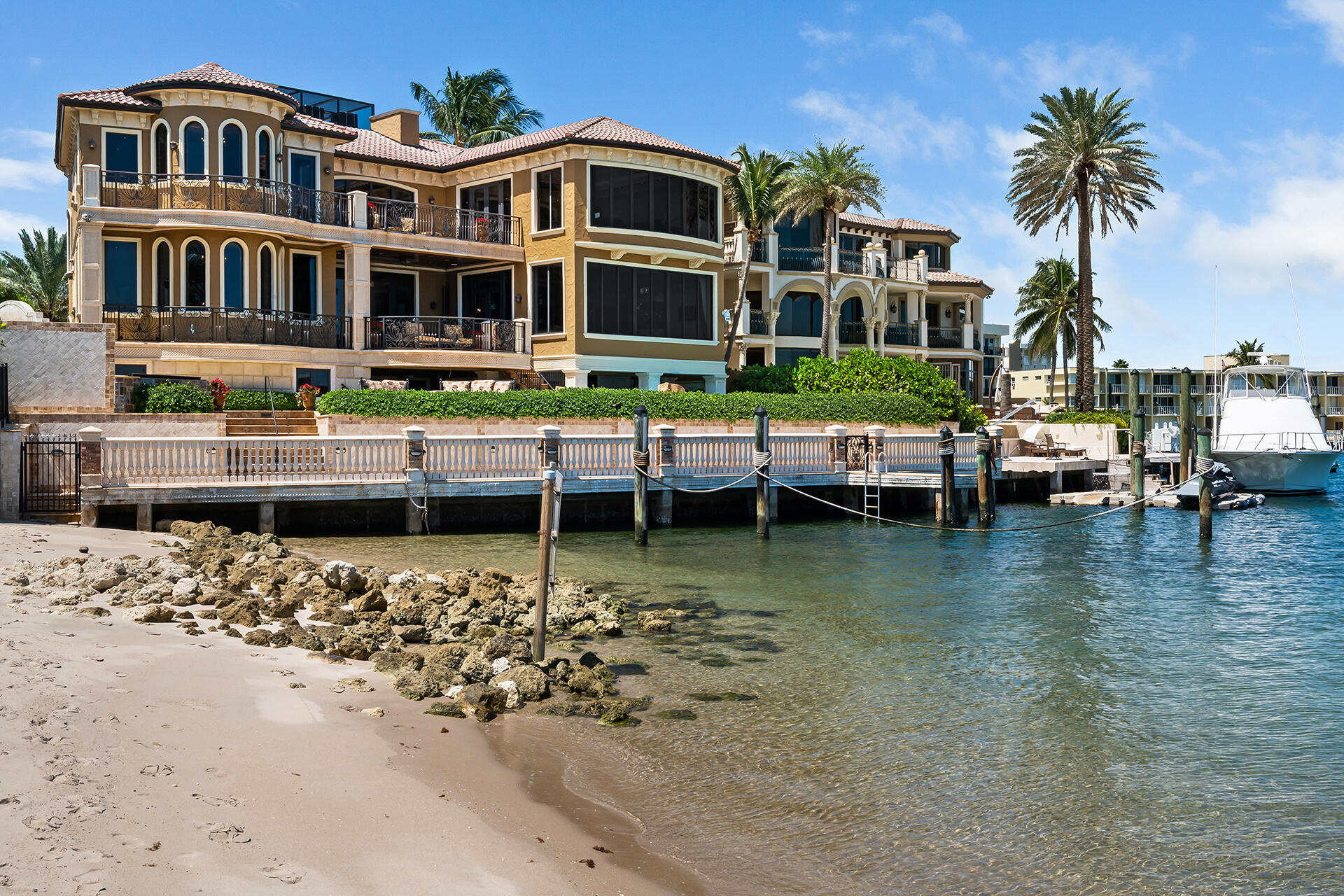 HILLSBORO SHORES SEC A - Residential