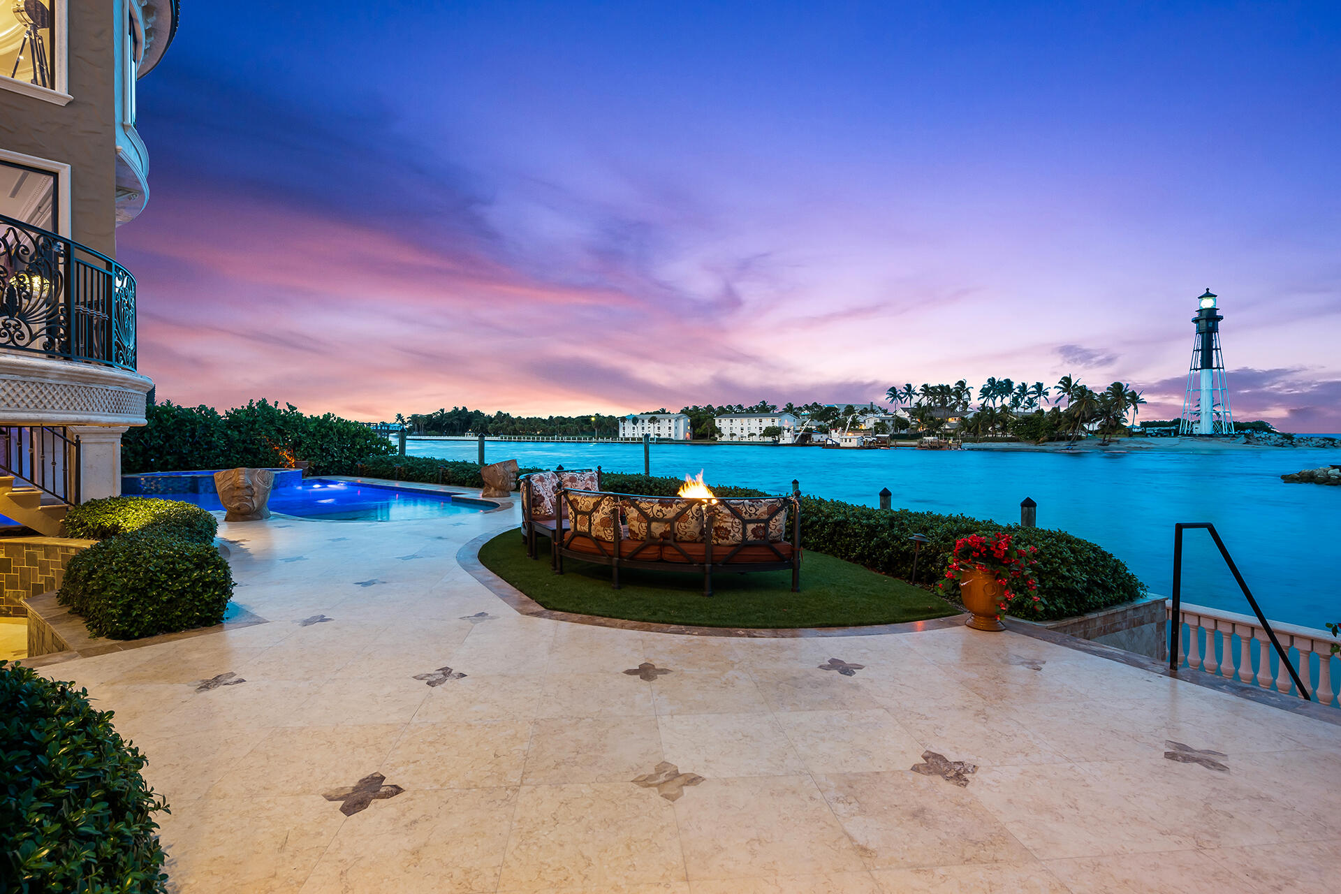 HILLSBORO SHORES SEC A - Residential