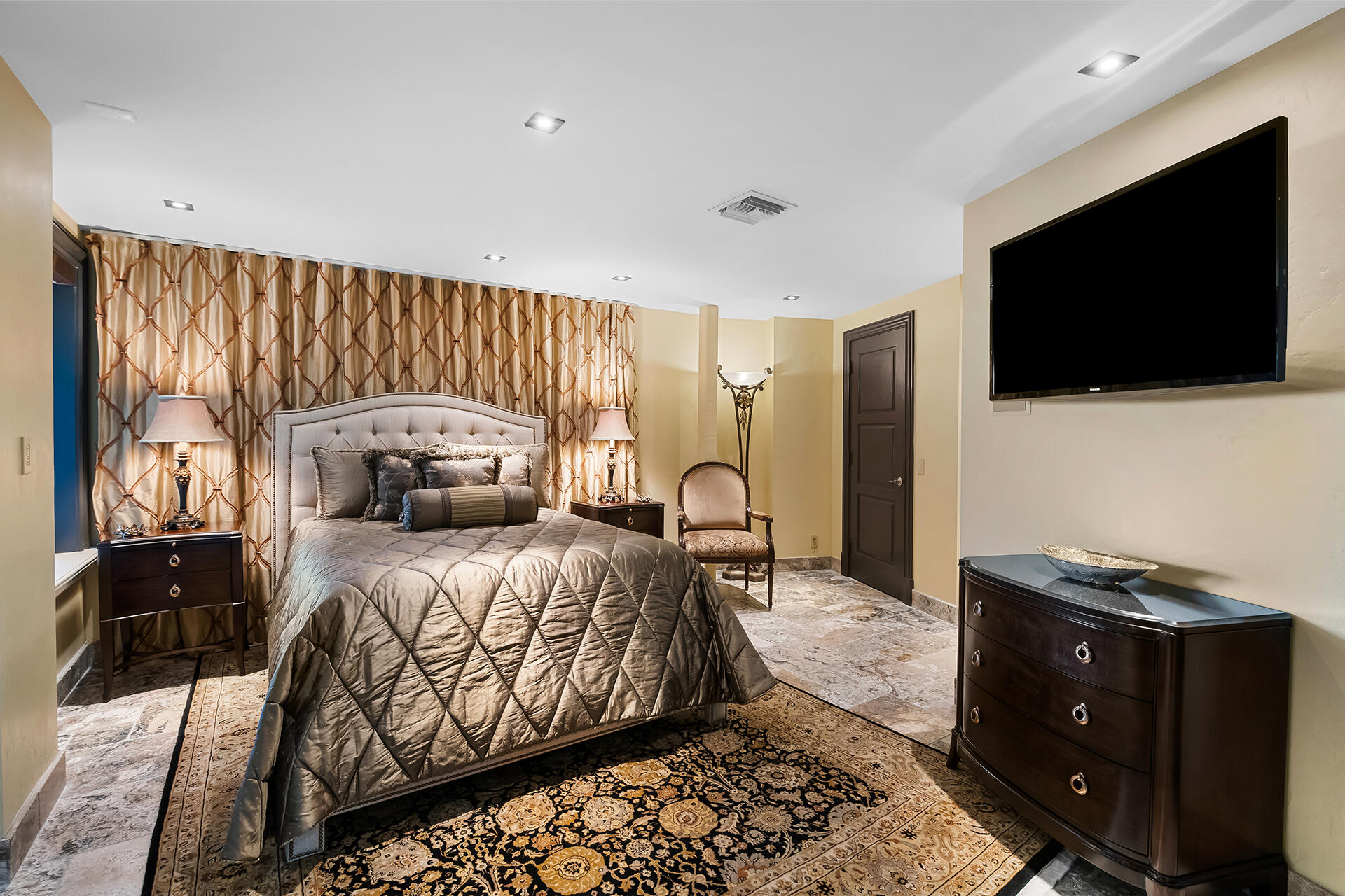 HILLSBORO SHORES SEC A - Residential