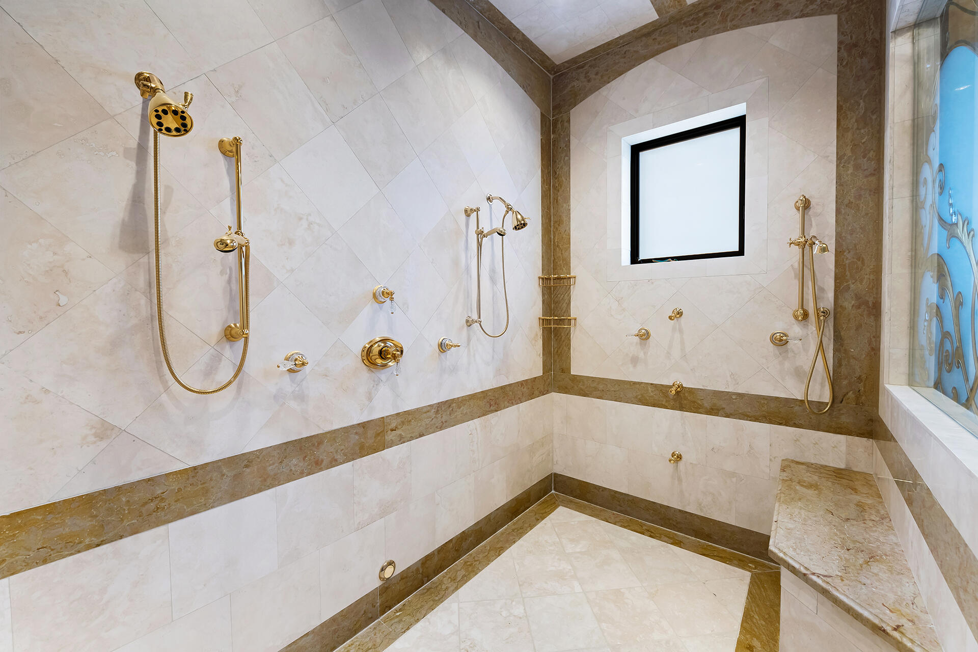 HILLSBORO SHORES SEC A - Residential