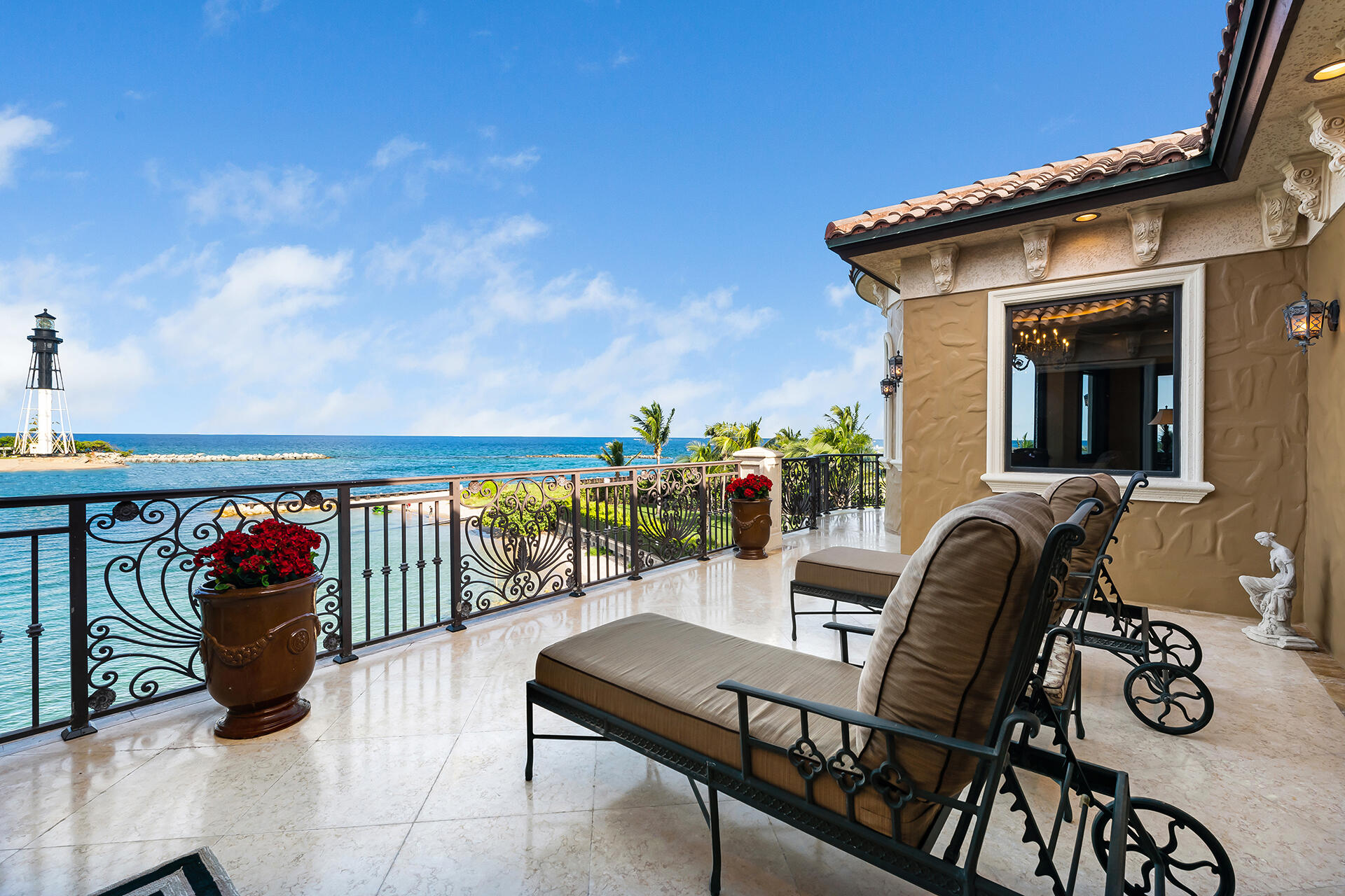 HILLSBORO SHORES SEC A - Residential