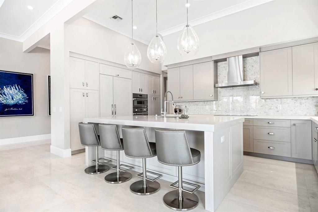 FRENCHMANS CREEK - Residential