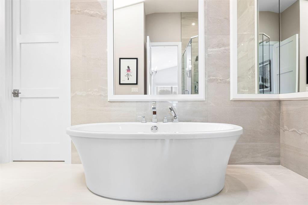 FRENCHMANS CREEK - Residential