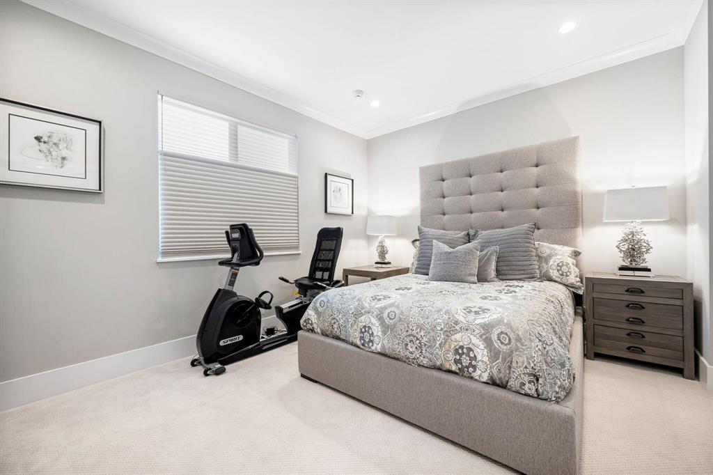 FRENCHMANS CREEK - Residential