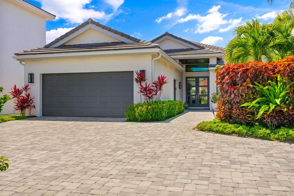 FRENCHMANS CREEK - Residential