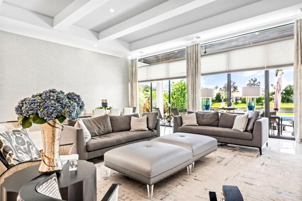 FRENCHMANS CREEK - Residential