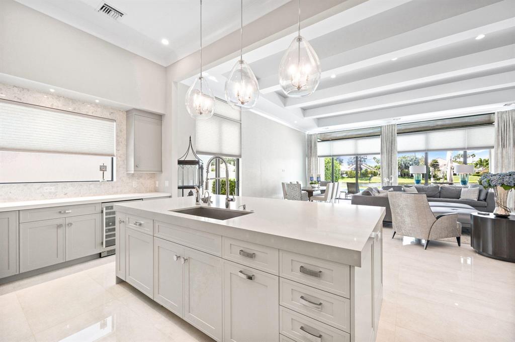 FRENCHMANS CREEK - Residential