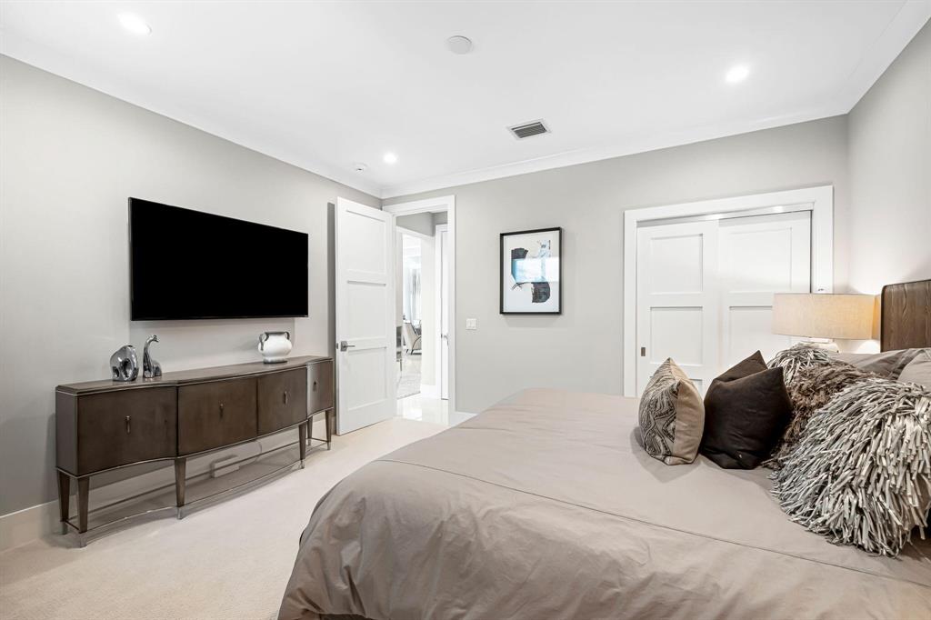 FRENCHMANS CREEK - Residential