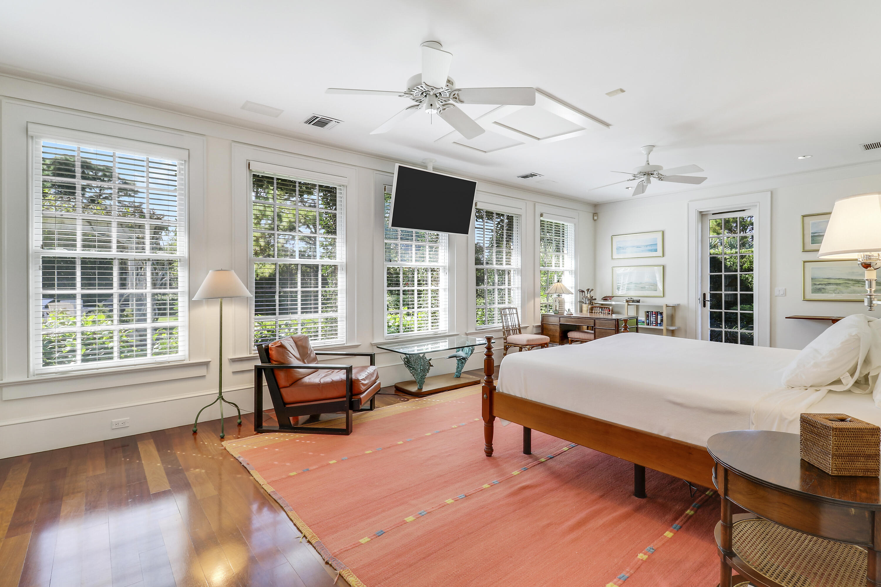 LOBLOLLY PINES - Residential