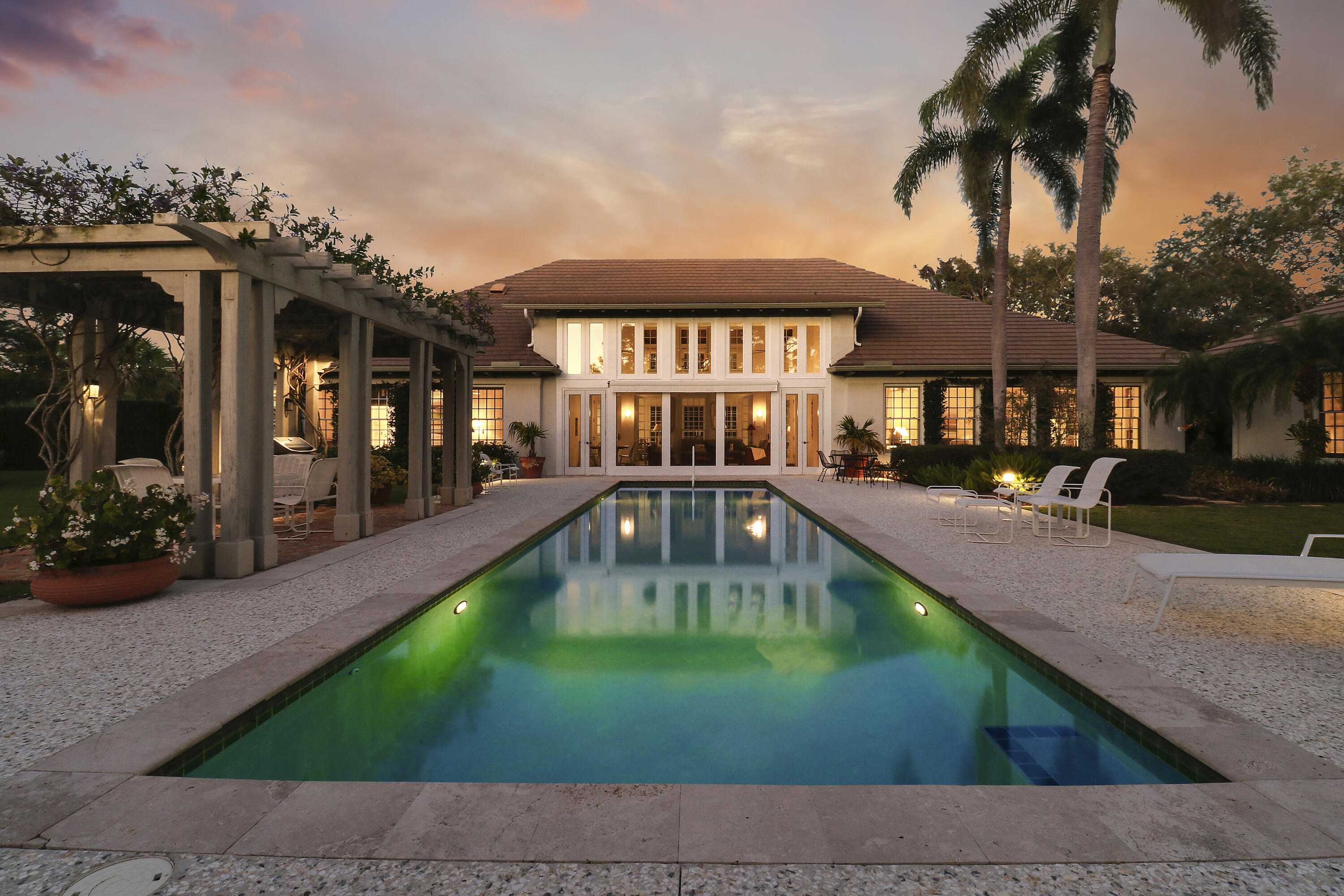 LOBLOLLY PINES - Residential