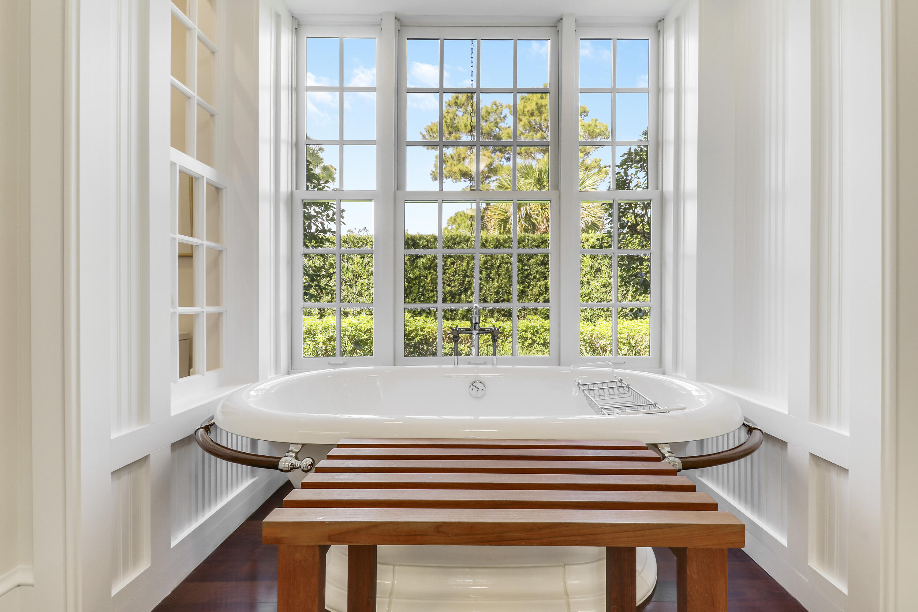 LOBLOLLY PINES - Residential