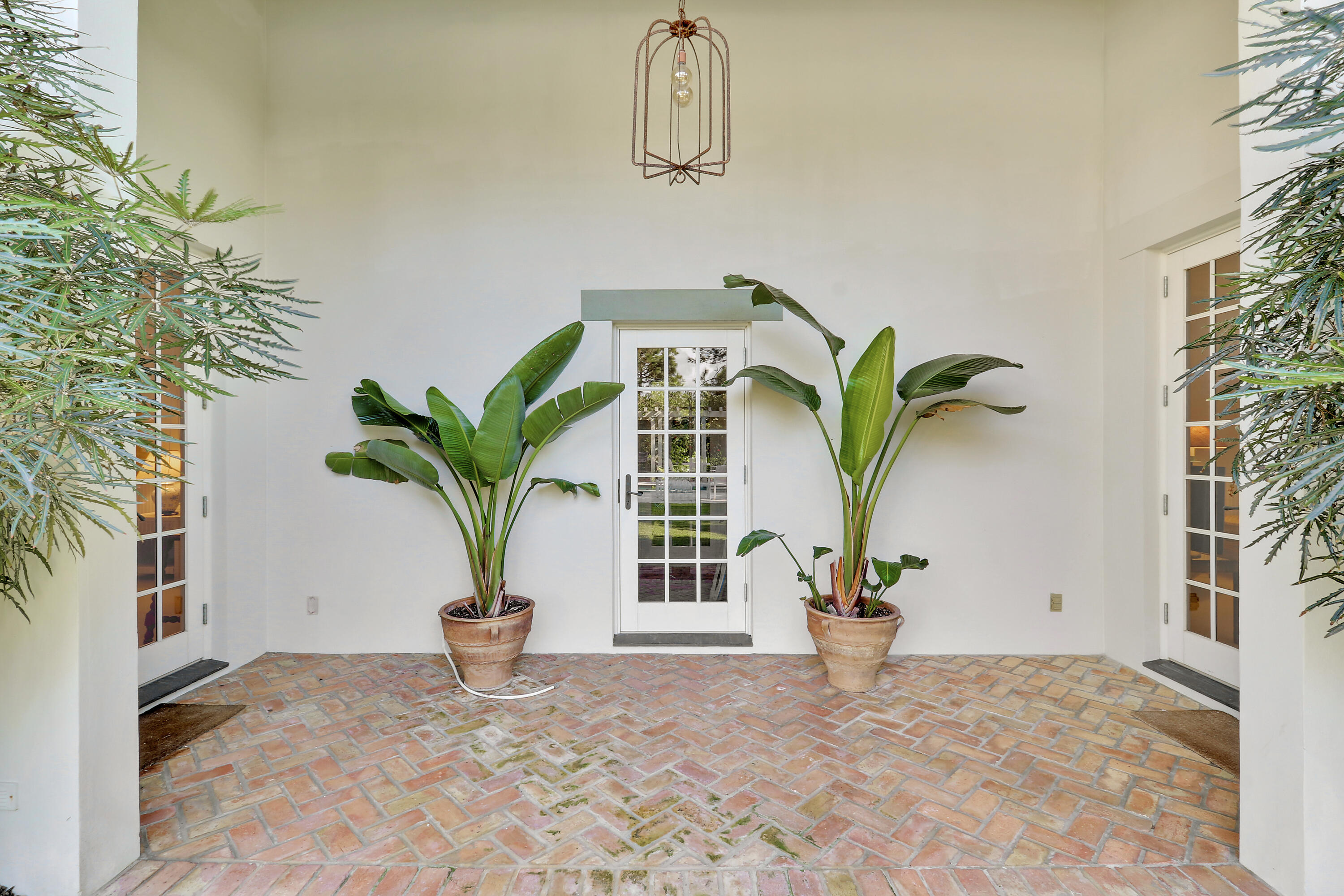 LOBLOLLY PINES - Residential