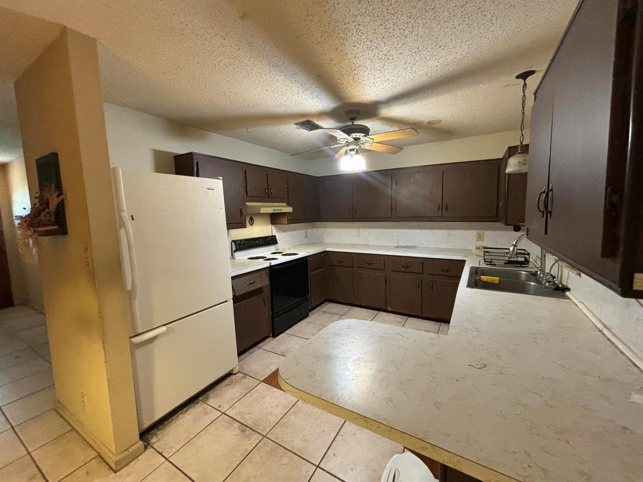 303 SW 33rd Terrace