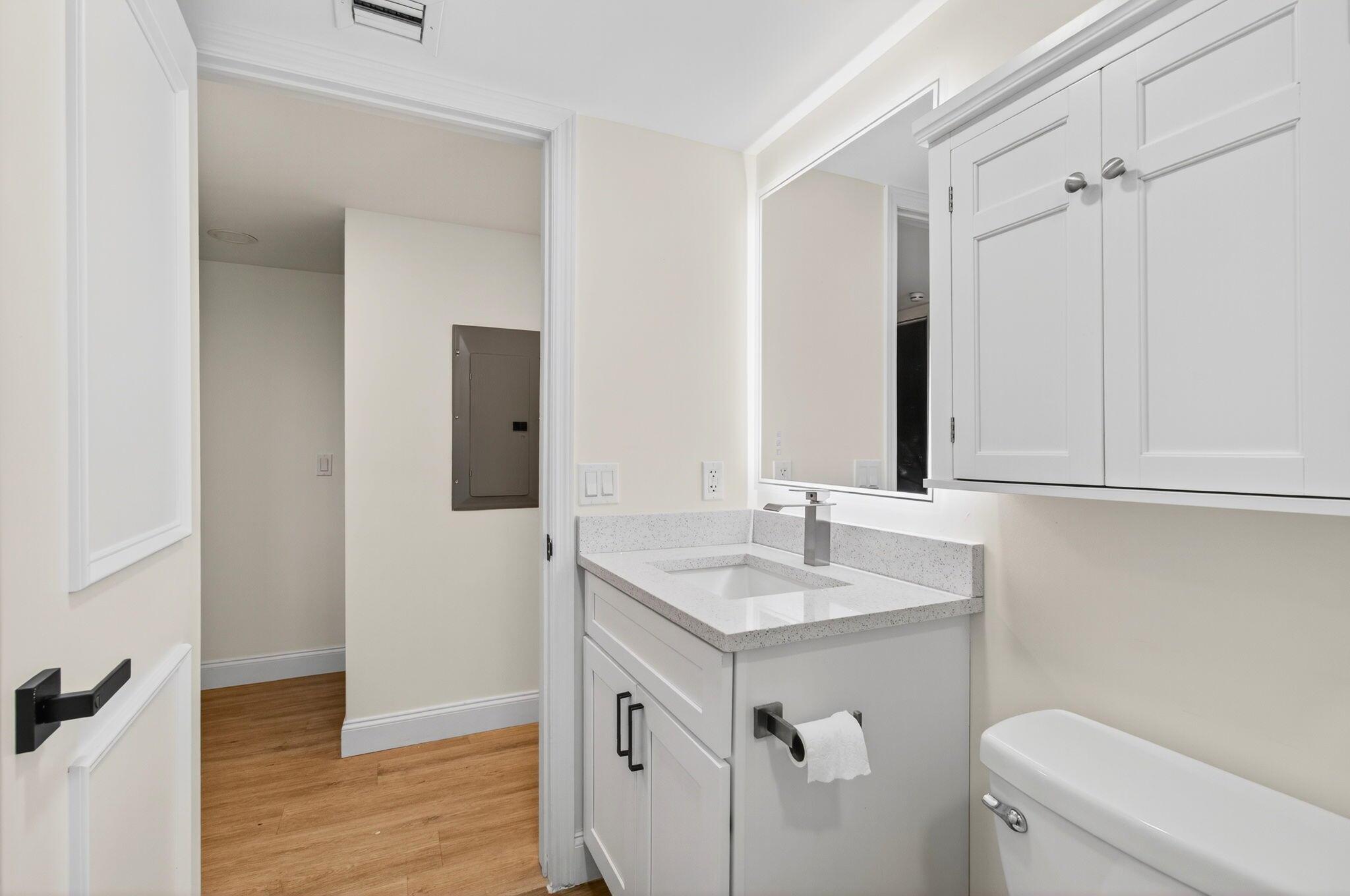 KINGS POINT - Residential