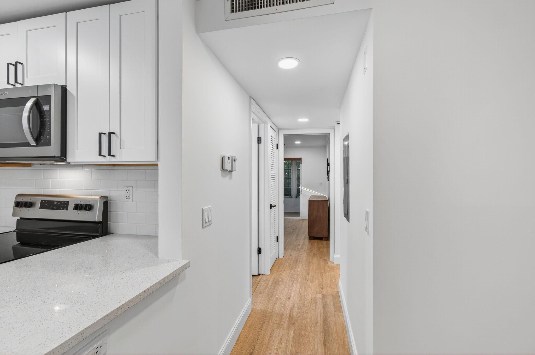 KINGS POINT - Residential