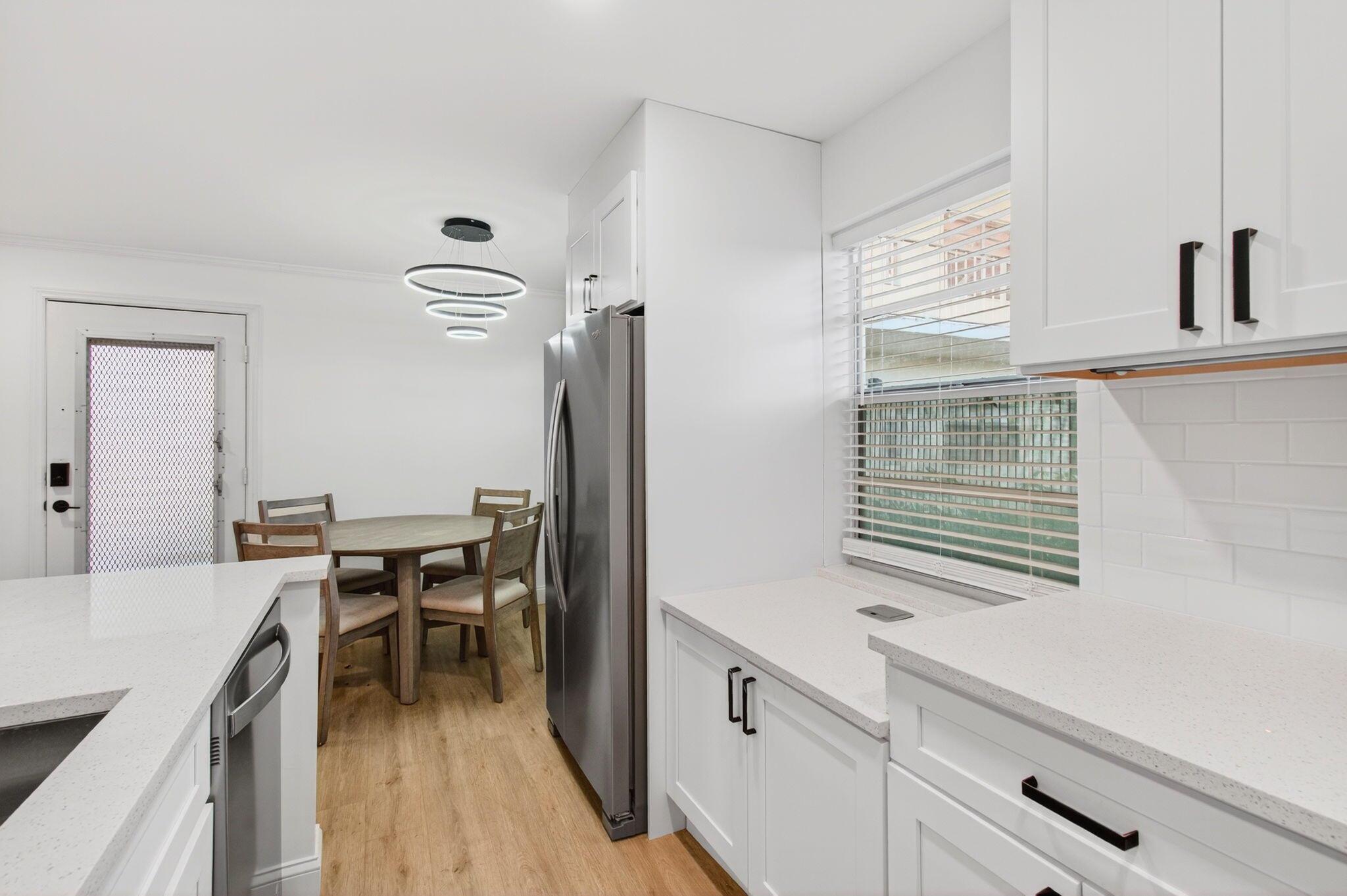 KINGS POINT - Residential