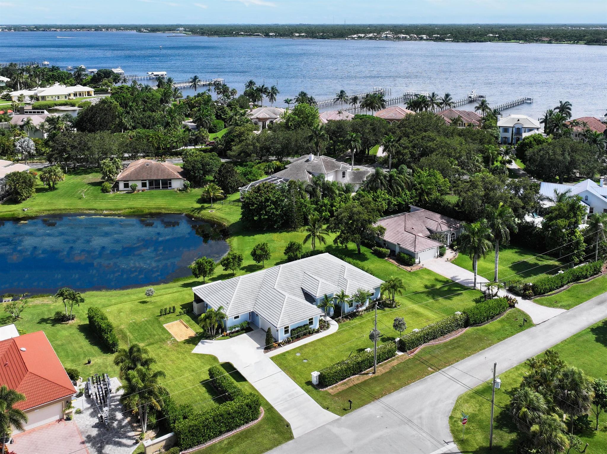 2646 NW South Shore Road