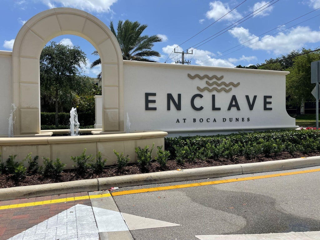 Photo of 9925 BRICKHILL Drive, Boca Raton, FL 33428 (MLS # B26076832)