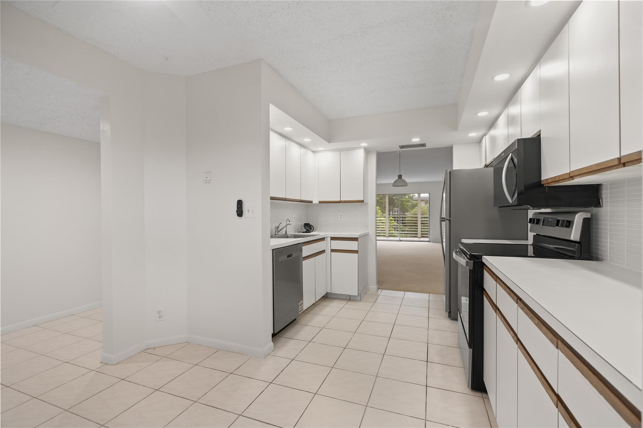 ELEUTHERA VILLAGE A CONDO - Residential