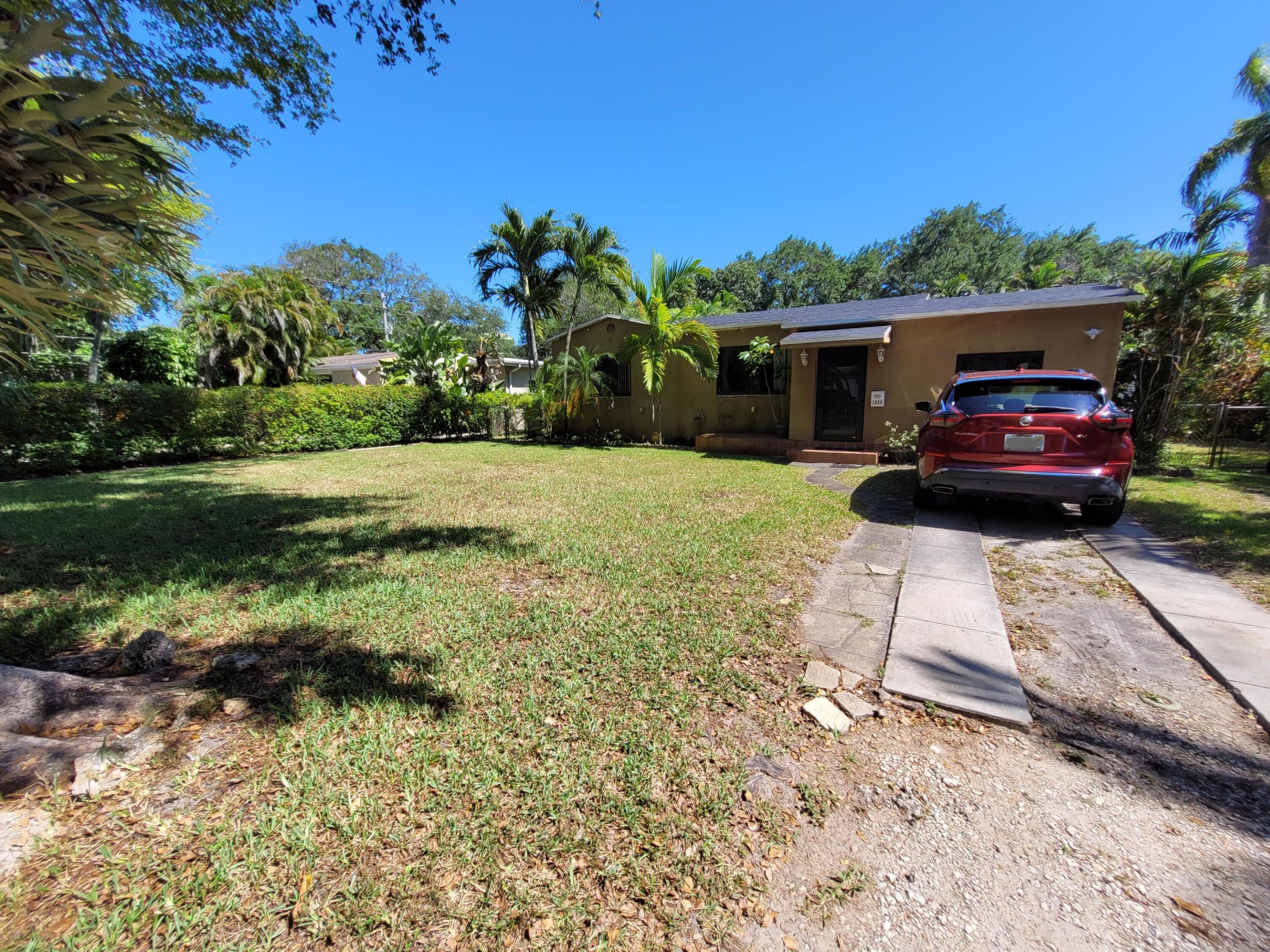 PRIORS 2ND ADDN TO BISCAYNE PARK - Residential