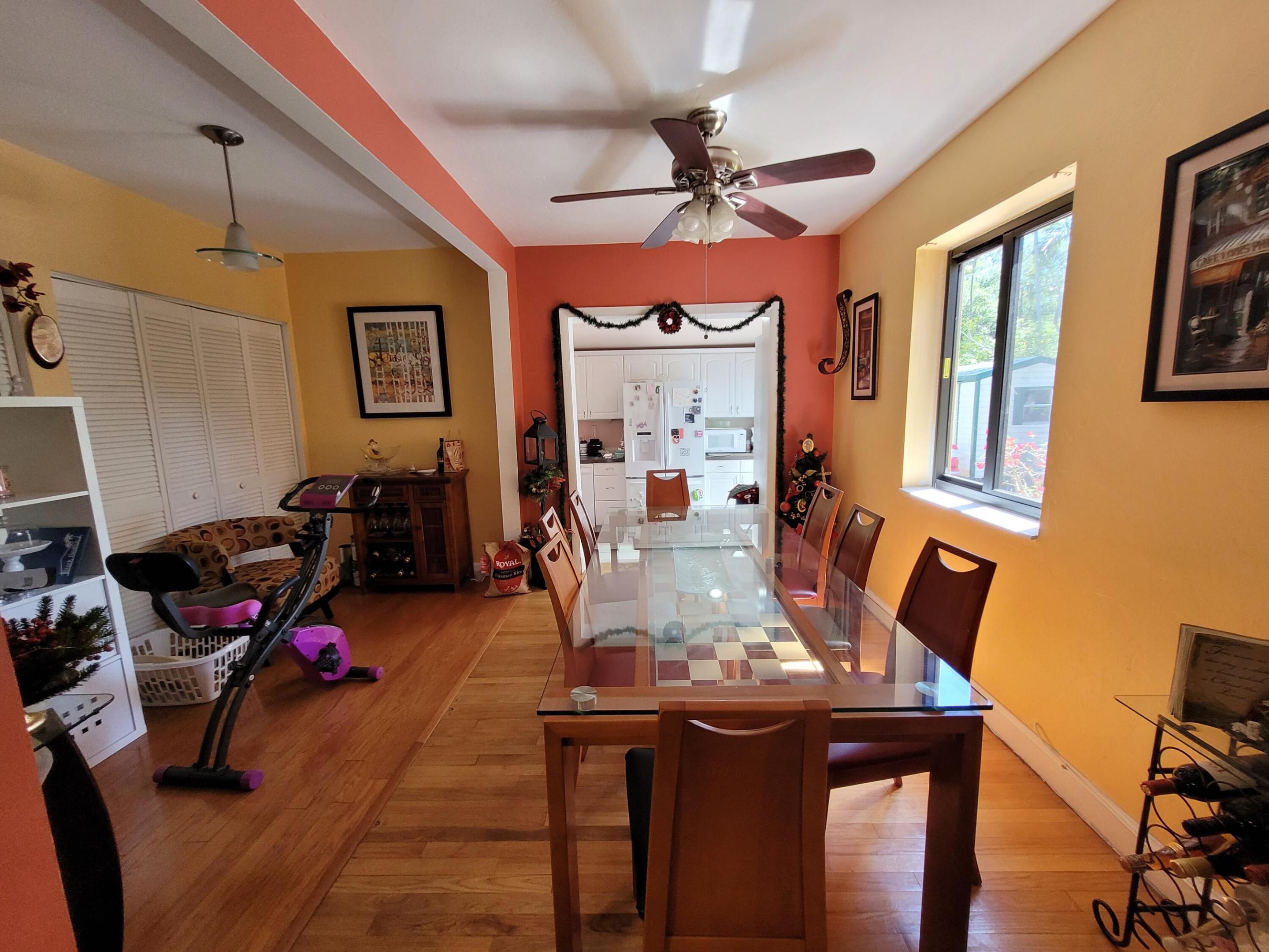 PRIORS 2ND ADDN TO BISCAYNE PARK - Residential