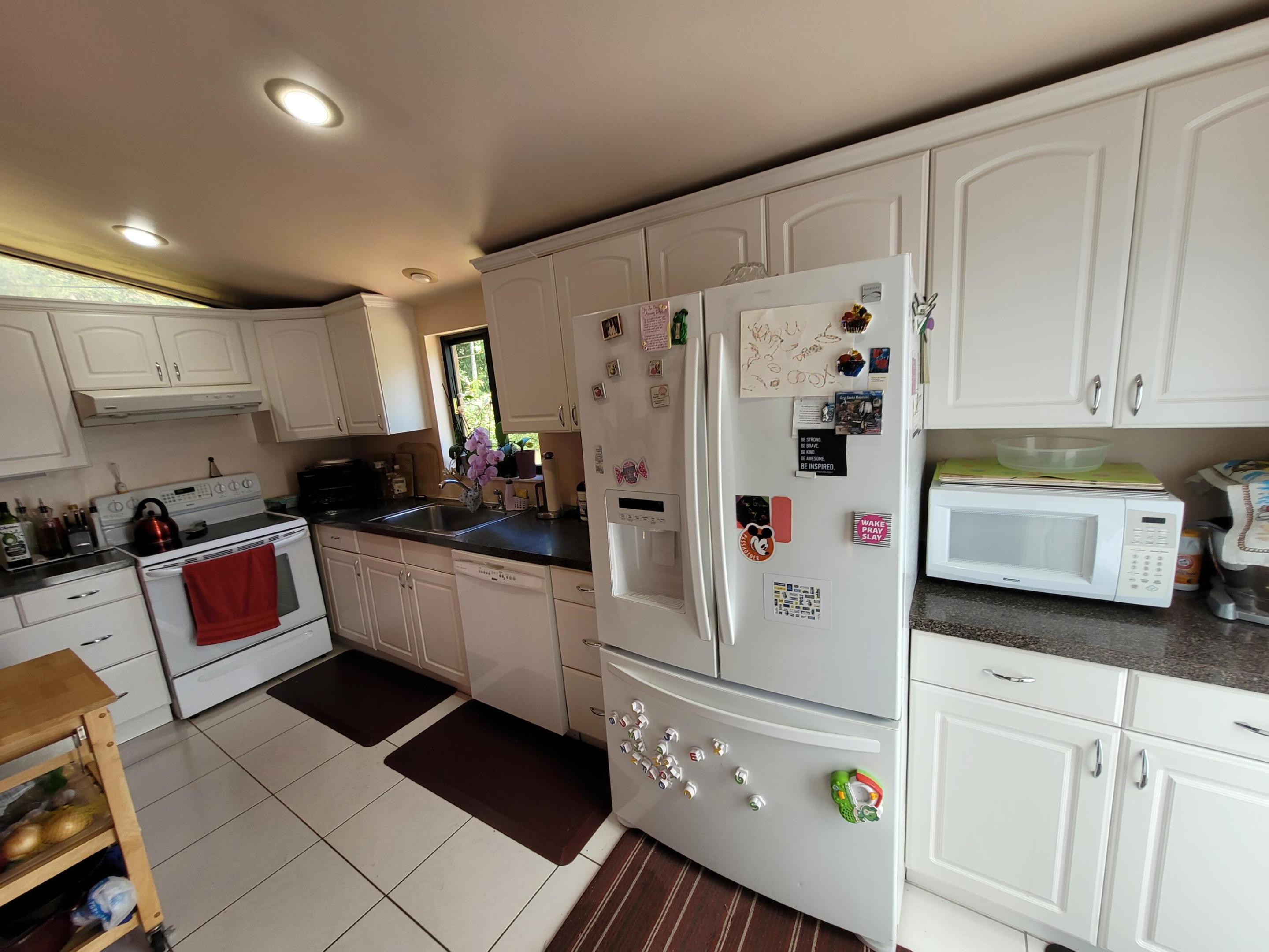 PRIORS 2ND ADDN TO BISCAYNE PARK - Residential