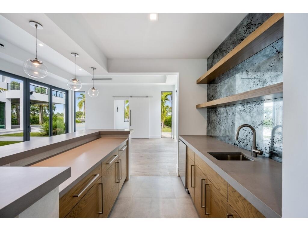 RIVERSIDE ON THE LOXAHATCHEE - Residential