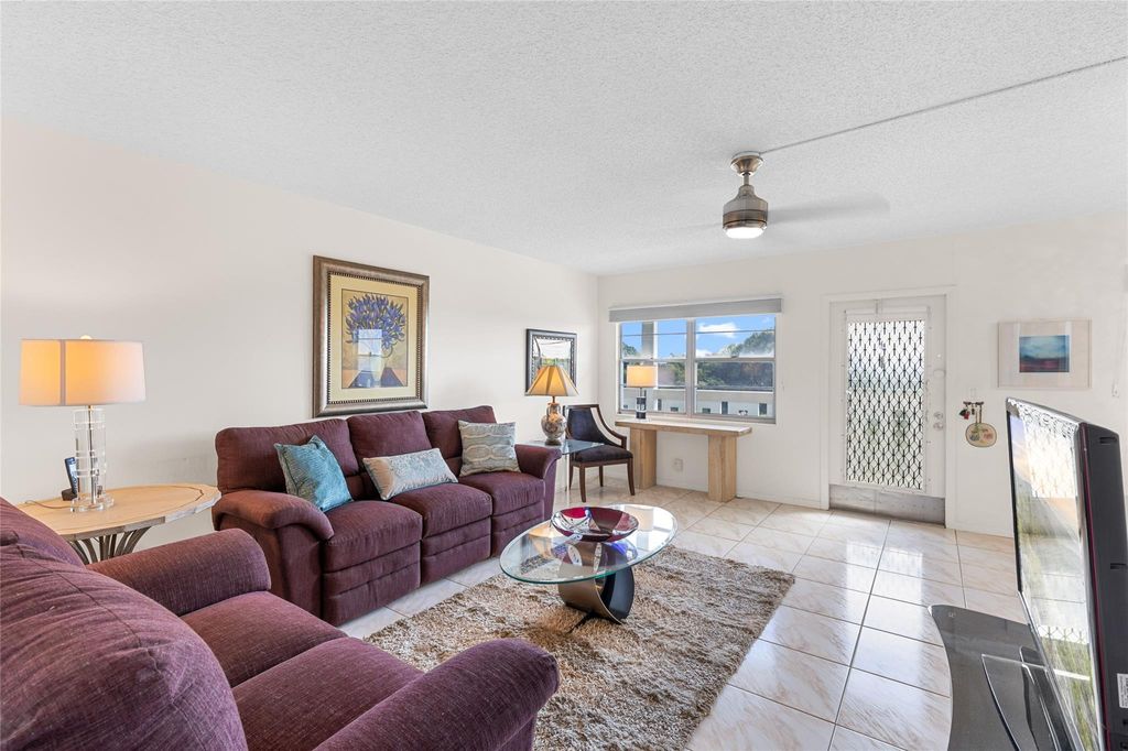 Photo of 485 Grantham F #485, Deerfield Beach, FL 33442 (MLS # B26028583)