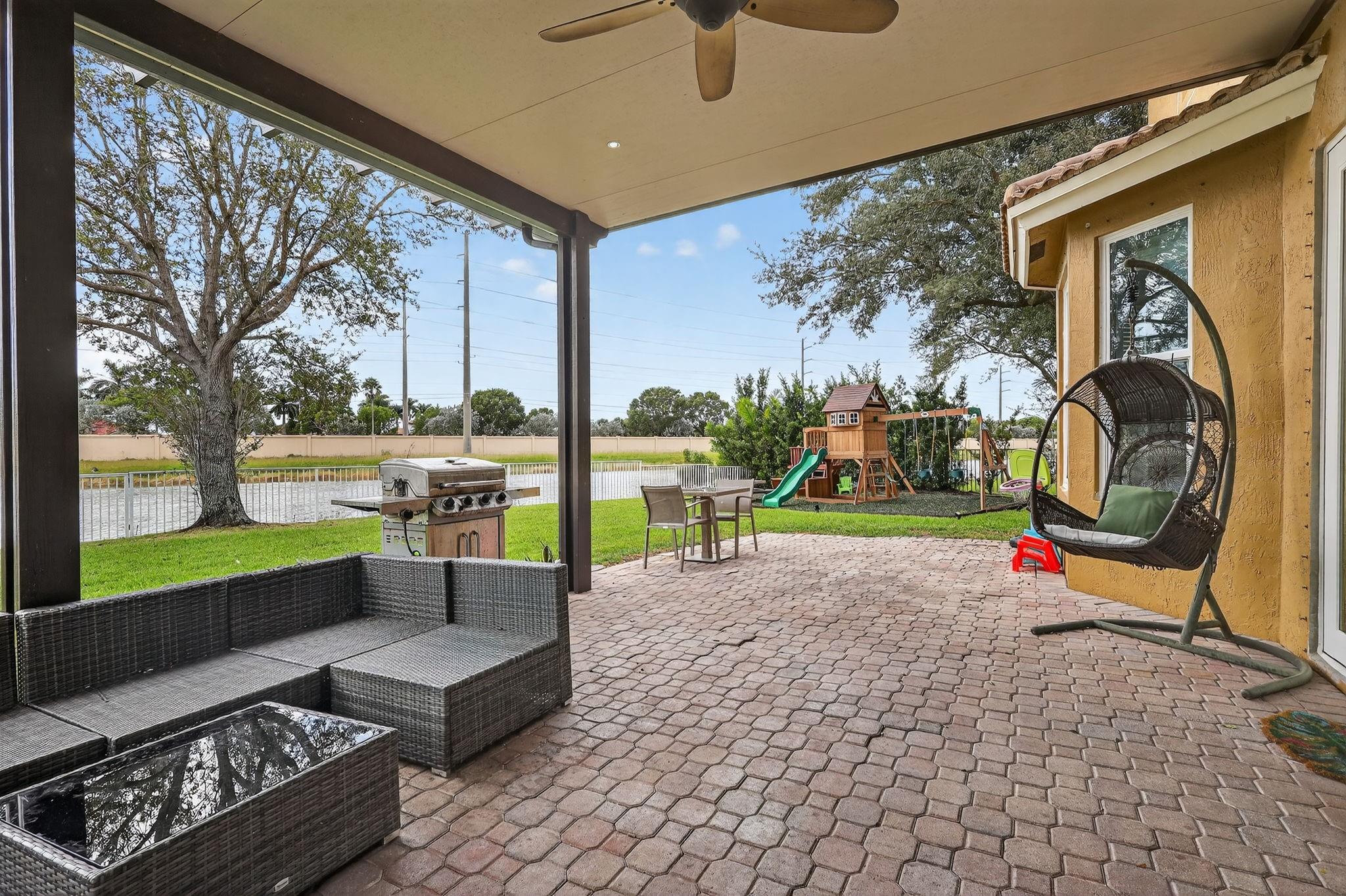 Encantada - Residential