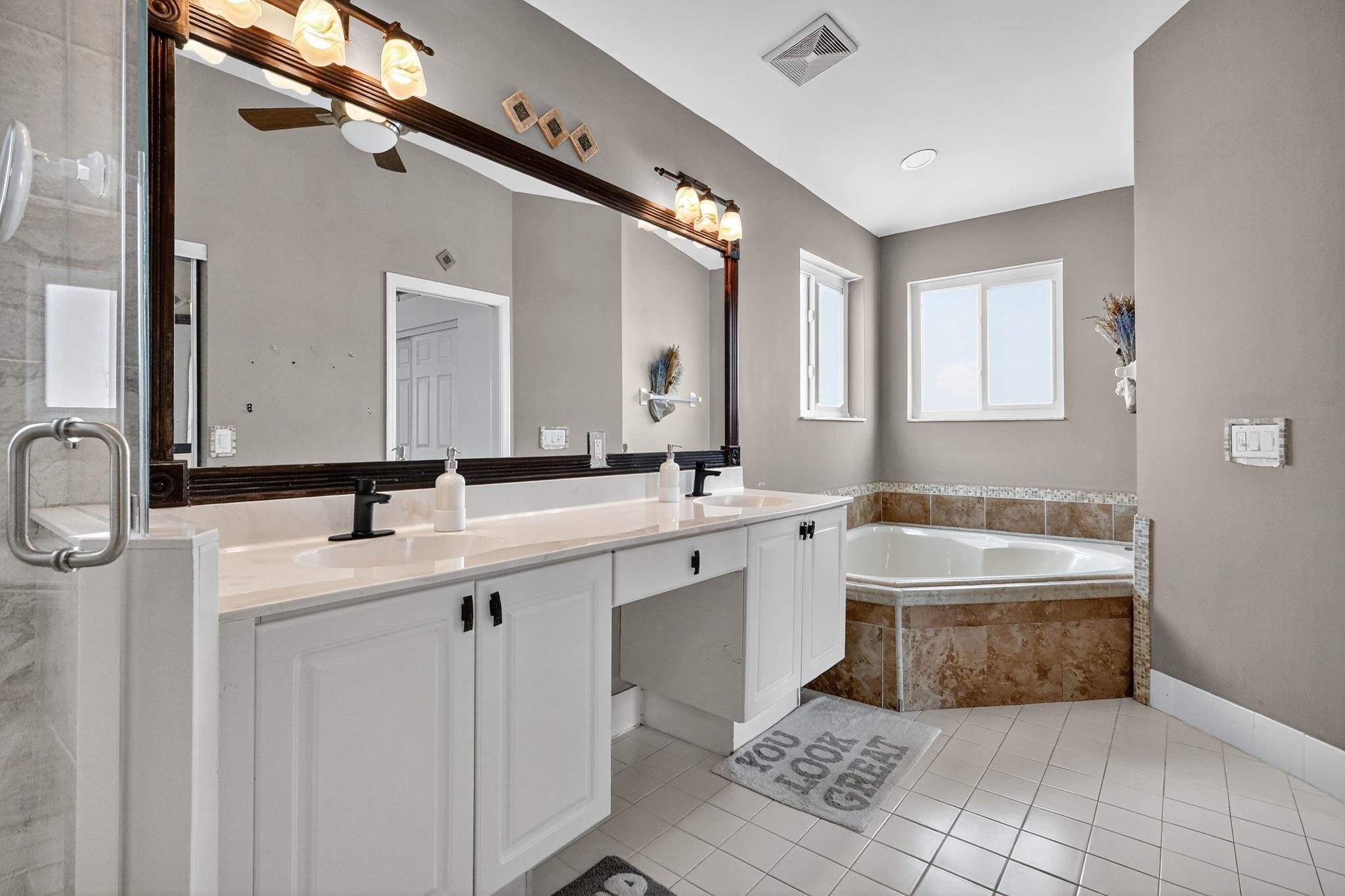 Encantada - Residential