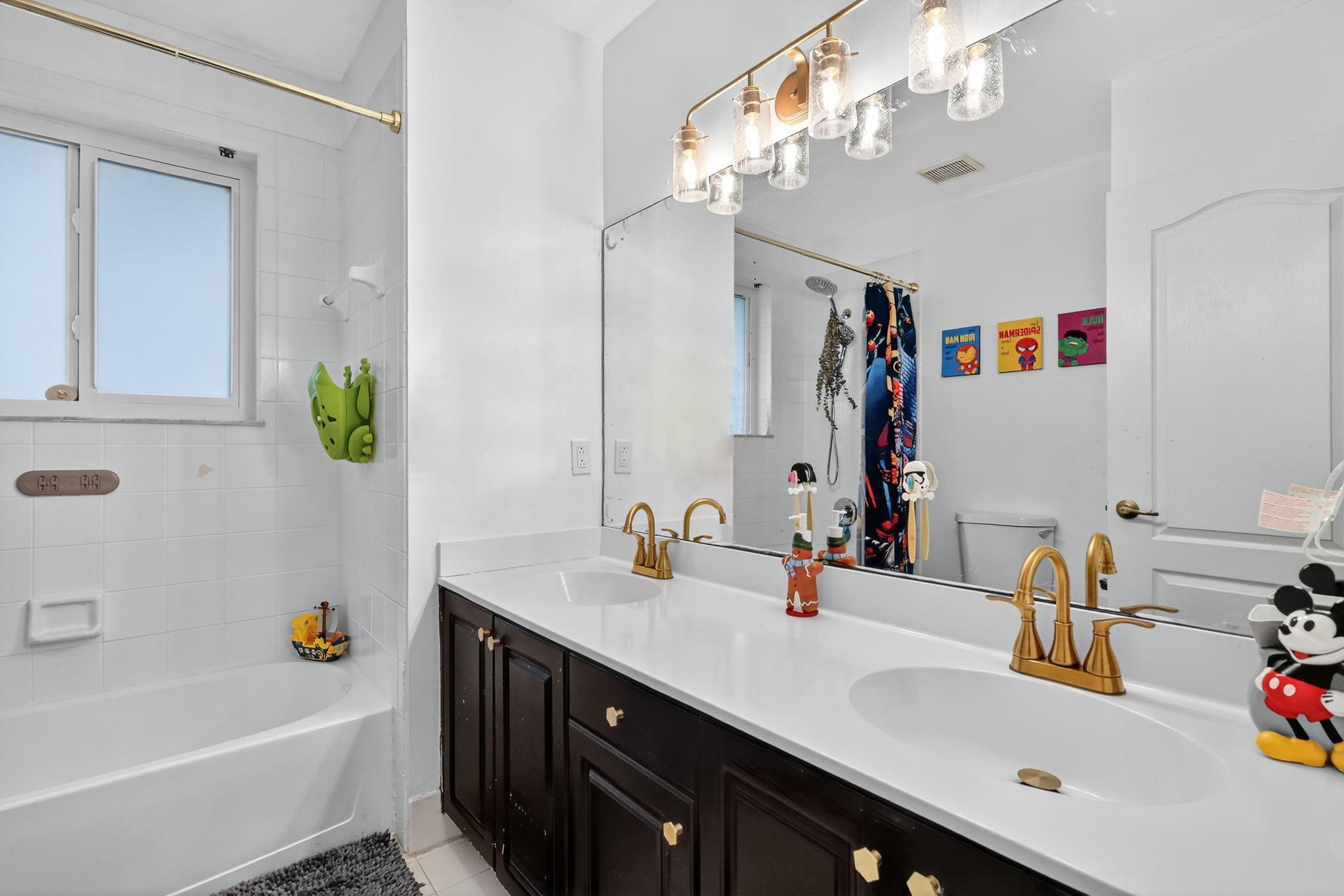 Encantada - Residential