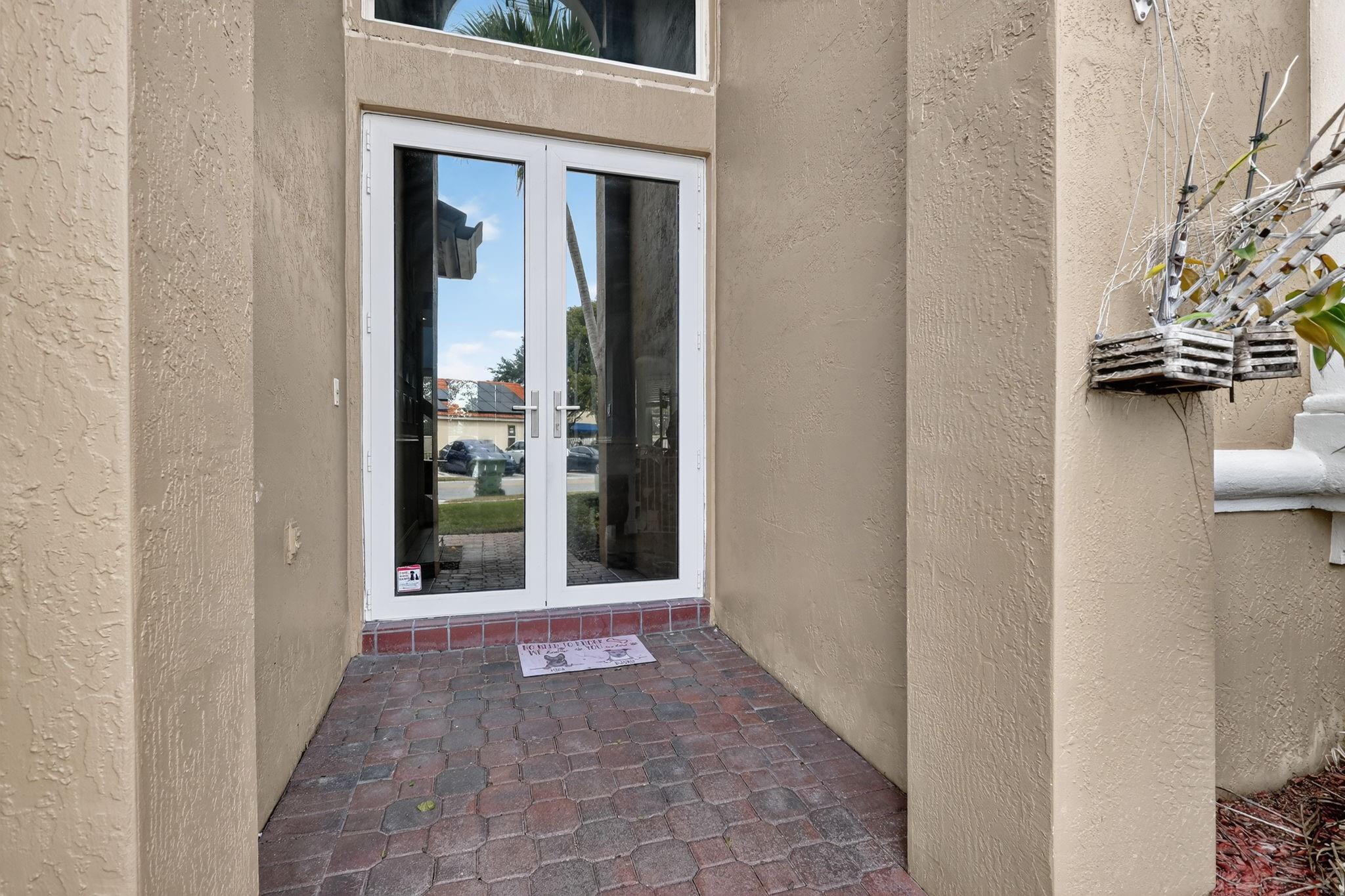 Encantada - Residential