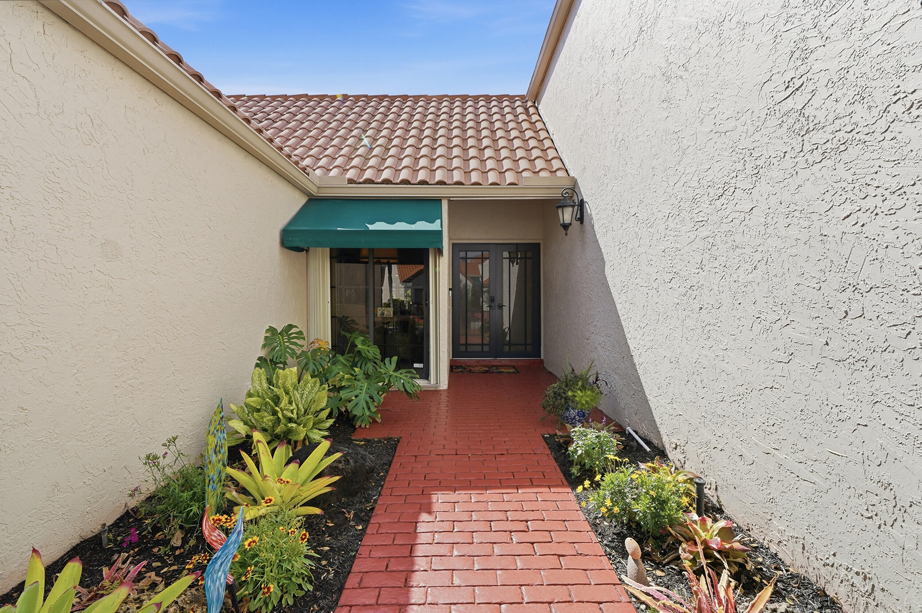 6370 Las Flores Drive