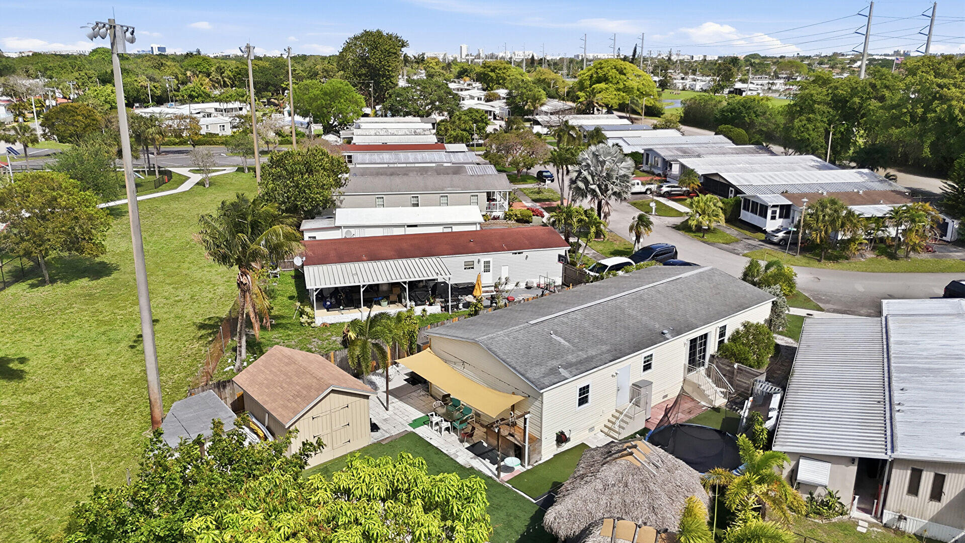 RAVENSWOOD NORTH - Residential