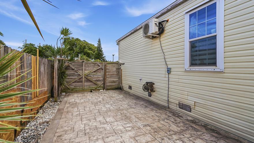 RAVENSWOOD NORTH - Residential