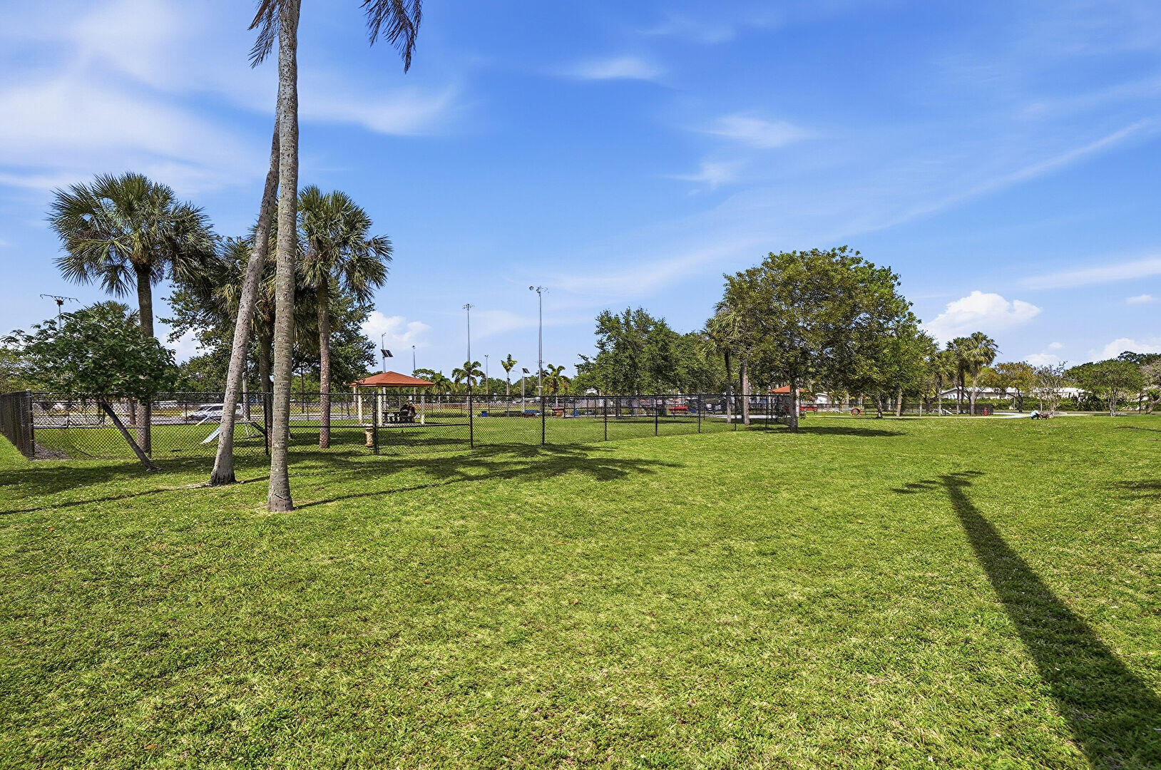 RAVENSWOOD NORTH - Residential