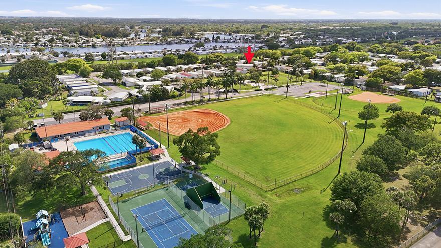 RAVENSWOOD NORTH - Residential