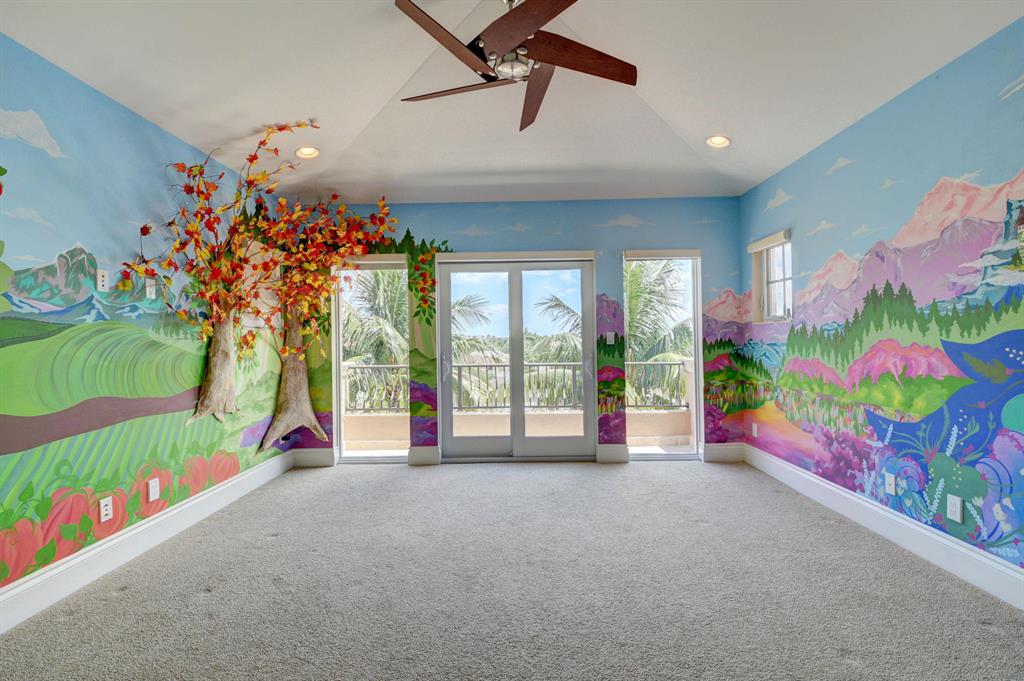 TROPIC ISLE - Residential