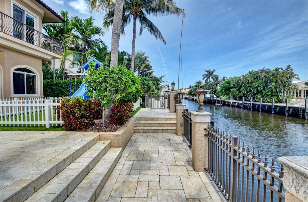 TROPIC ISLE - Residential