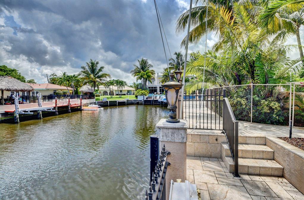 TROPIC ISLE - Residential