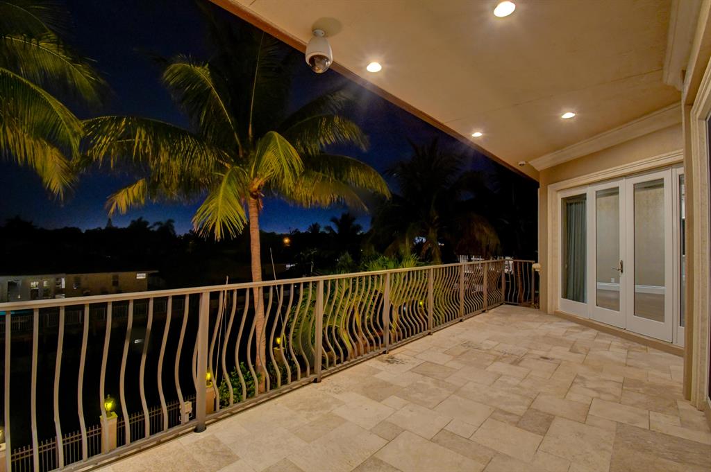 TROPIC ISLE - Residential