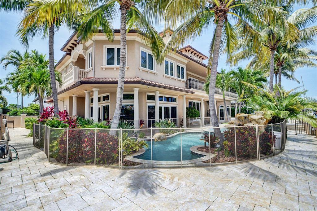 TROPIC ISLE - Residential