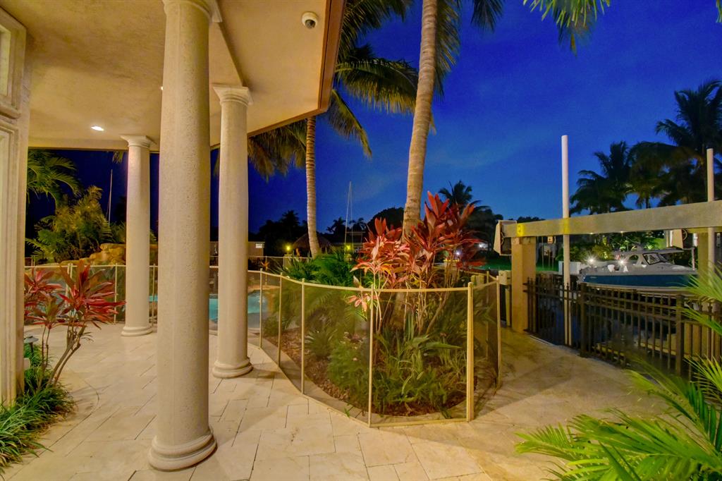 TROPIC ISLE - Residential