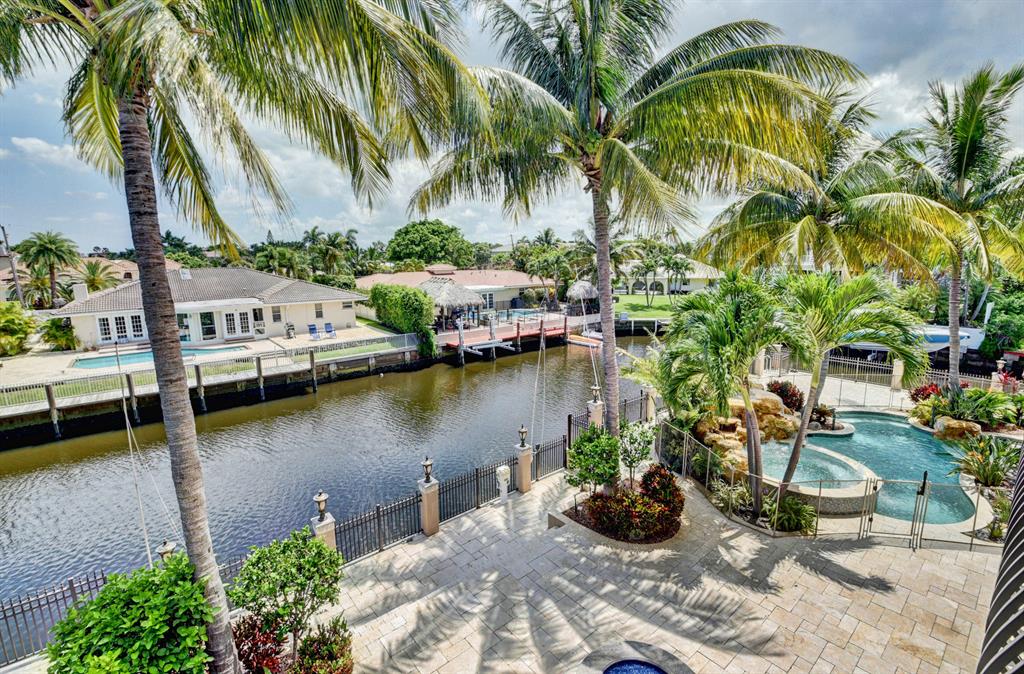 TROPIC ISLE - Residential