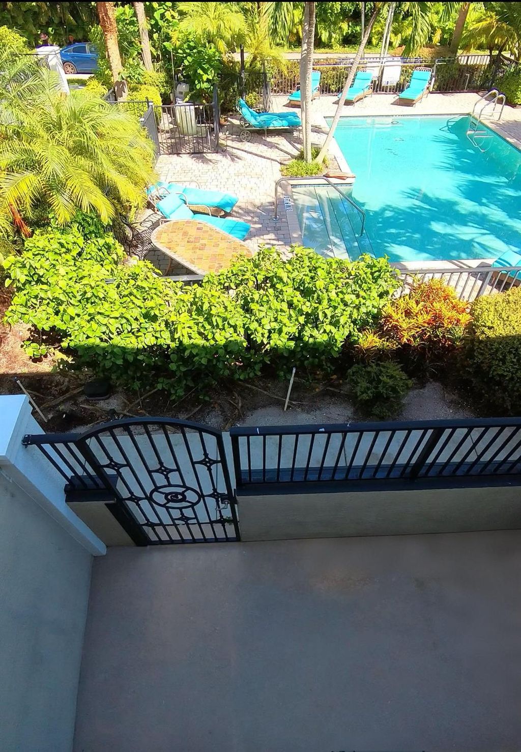 Photo of 1000 Palm Trail #4, Delray Beach, FL 33483 (MLS # R11126327)