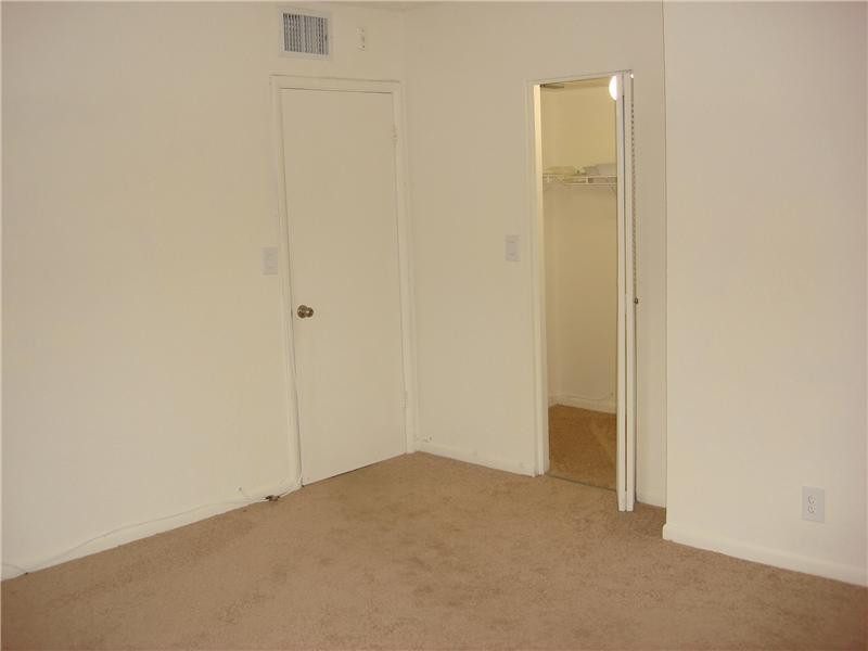 COCO CAY CONDO - Residential Lease