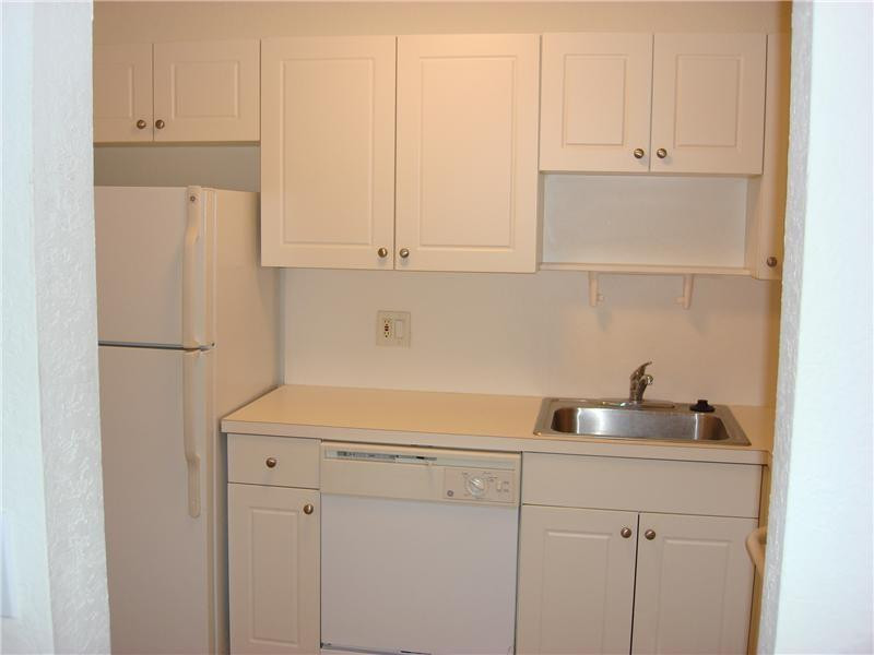 COCO CAY CONDO - Residential Lease