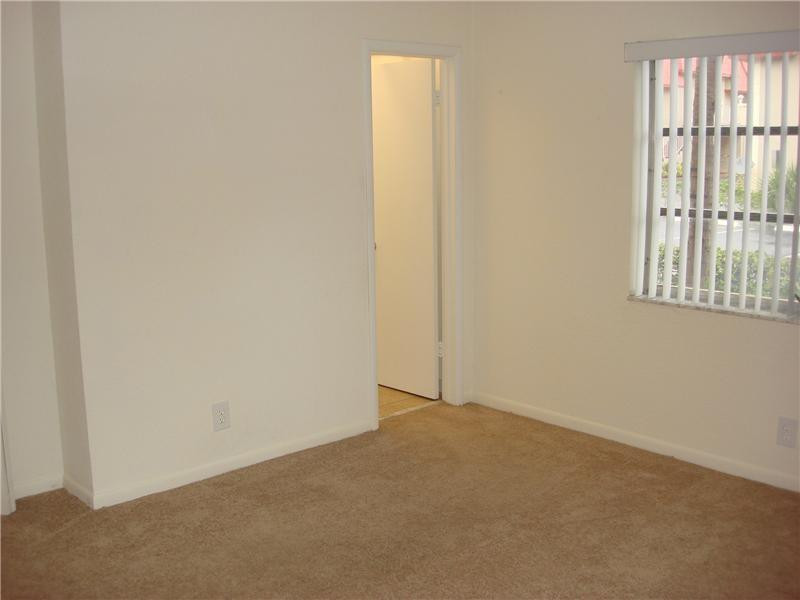 COCO CAY CONDO - Residential Lease