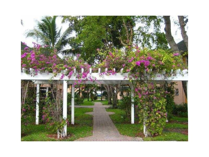 COCO CAY CONDO - Residential Lease